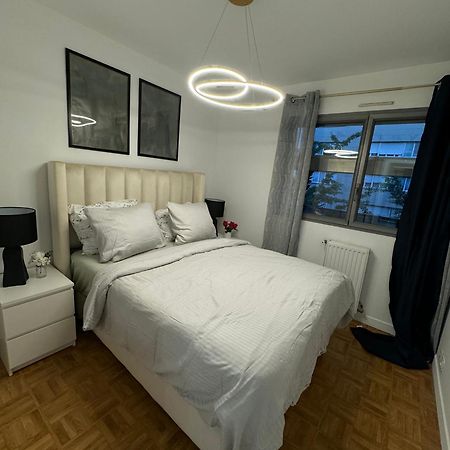 Excellent Apartment For Familly Clichy Exterior foto